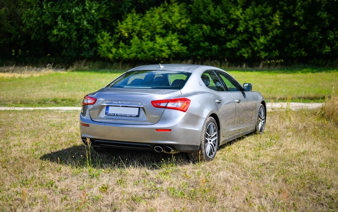 Maserati Ghibli cena 105000 przebieg: 120000, rok produkcji 2014 z Kościan małe 121